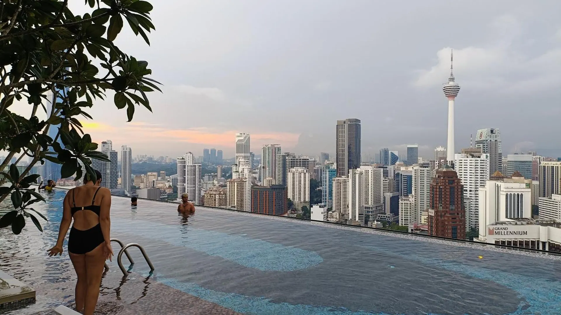 The Axon Suites Bukit Bintang Klcc By Skyscraper Kuala Lumpur 0*,